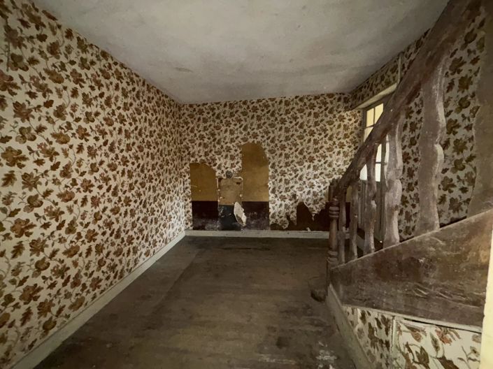 Image No.8-House for sale