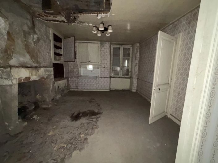 Image No.9-House for sale