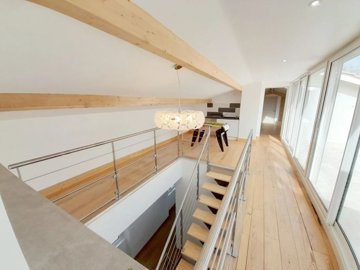 d5bf95feb62ecbe55d1e6f0ac2e8c539e36d424d4d192