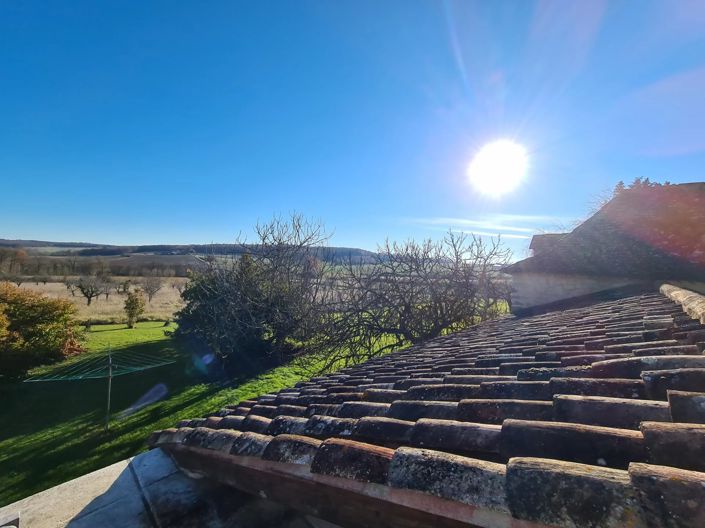 Image No.3-7 Bed Farmhouse for sale