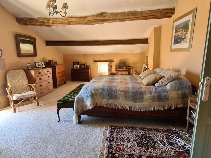 Image No.7-7 Bed Farmhouse for sale