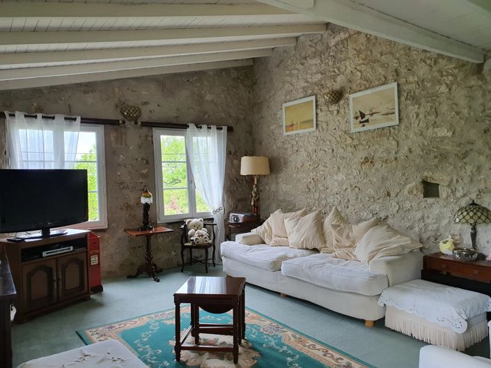 Image No.3-Maison de village de 3 chambres à vendre à Loubès-Bernac