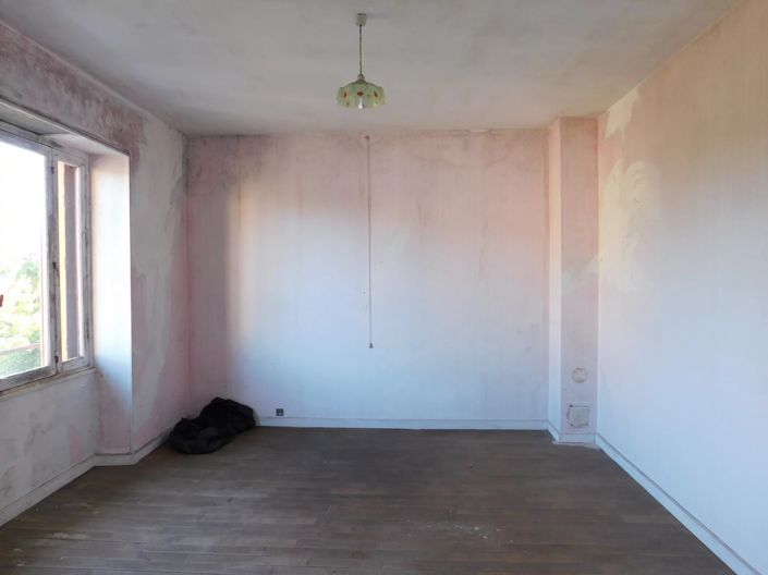 Image No.7-3 Bed House for sale