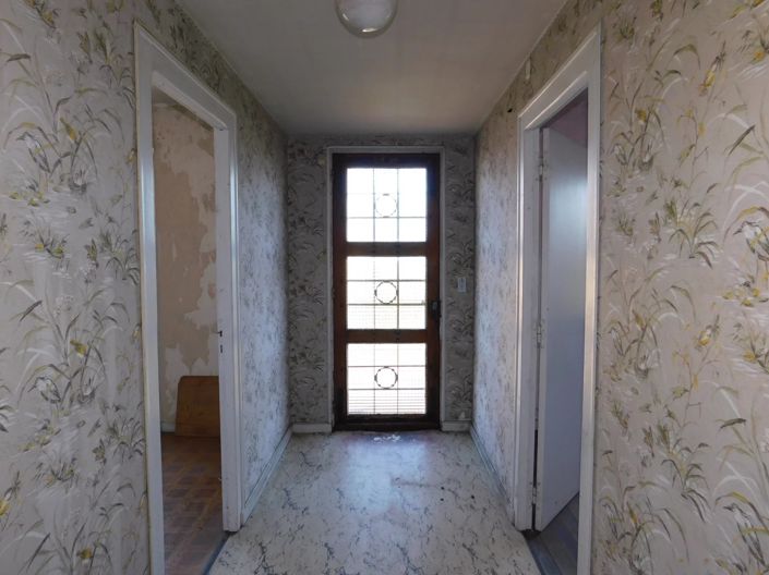 Image No.8-3 Bed House for sale