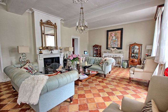 Image No.3-11 Bed House for sale