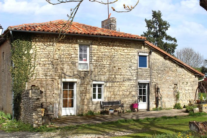 Image No.14-Maison de 5 chambres à vendre à Nanteuil-en-Vallée