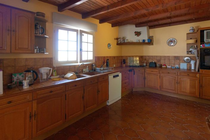 Image No.9-4 Bed House for sale