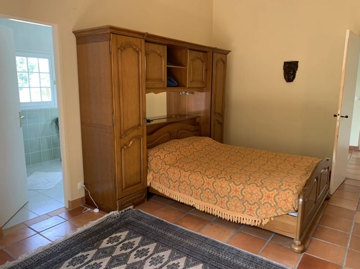 Image No.10-5 Bed House for sale