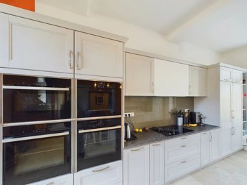 7b5ab2eb1a86978edf32af08c6fa16b2b06f196697192