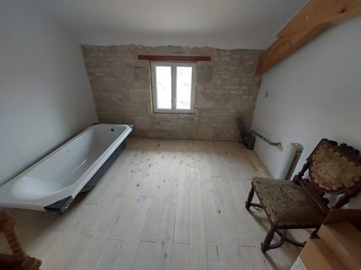 Image No.14-3 Bed House for sale