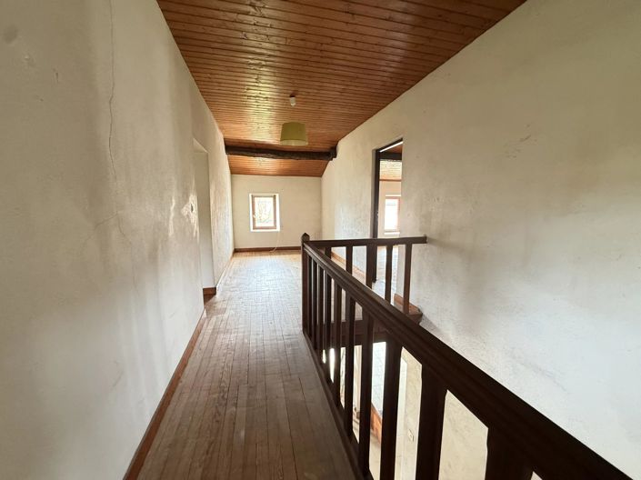 Image No.10-5 Bed House for sale