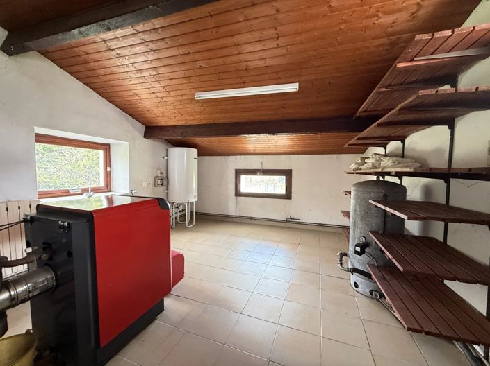 Image No.13-5 Bed House for sale