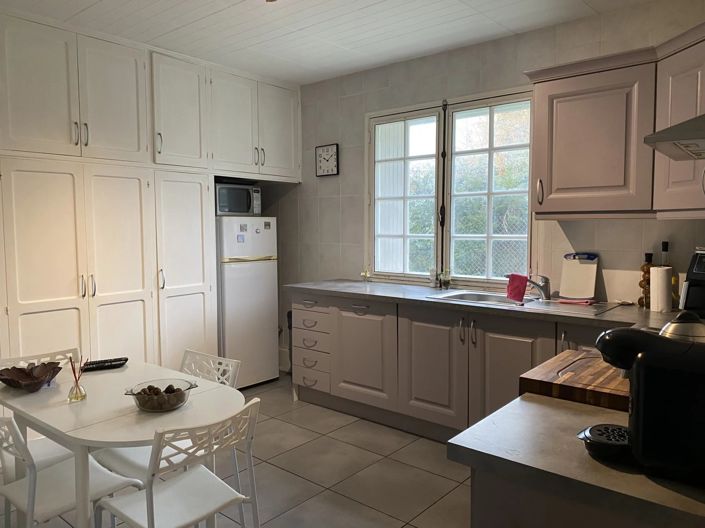 Image No.4-2 Bed House for sale