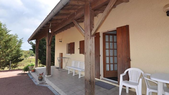 Image No.9-6 Bed House for sale