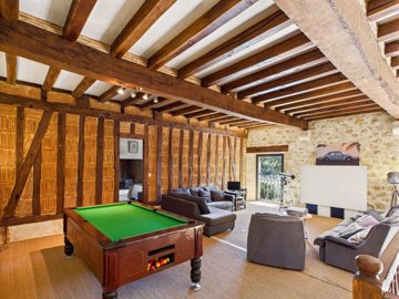 67d77b4b408597c8973531b84936c177d46a39bc74200