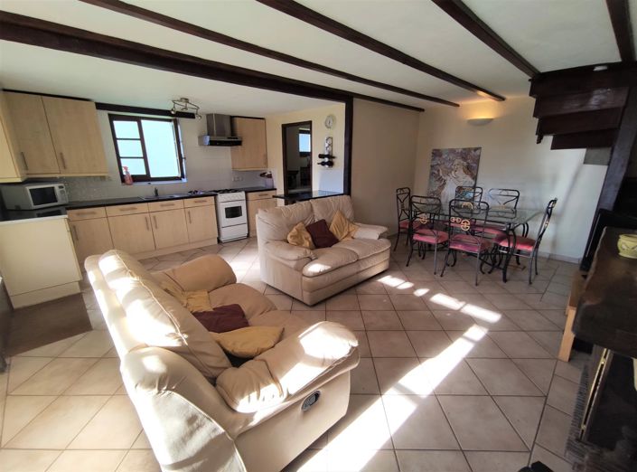 Image No.5-Maison de 4 chambres à vendre à Le Beugnon