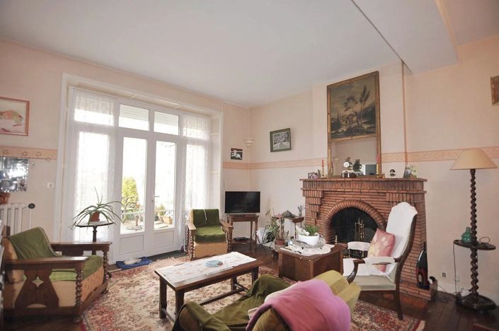 Image No.6-4 Bed House for sale