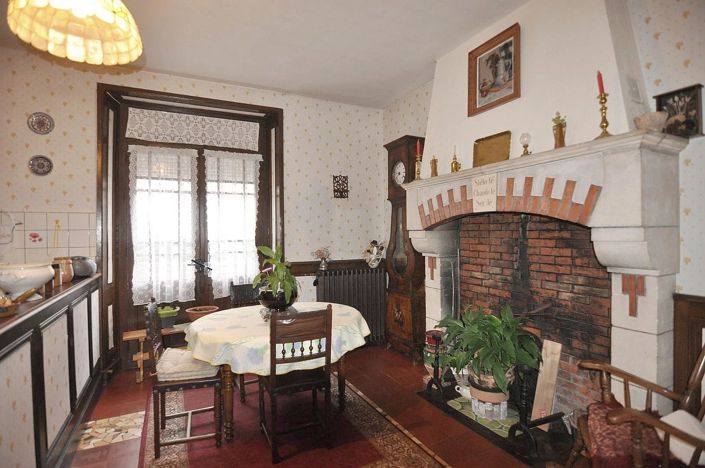 Image No.8-4 Bed House for sale