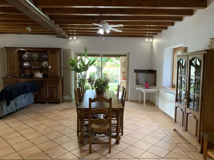 Image No.7-9 Bed House for sale