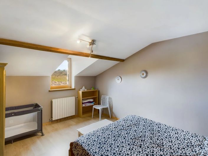 Image No.9-9 Bed House for sale