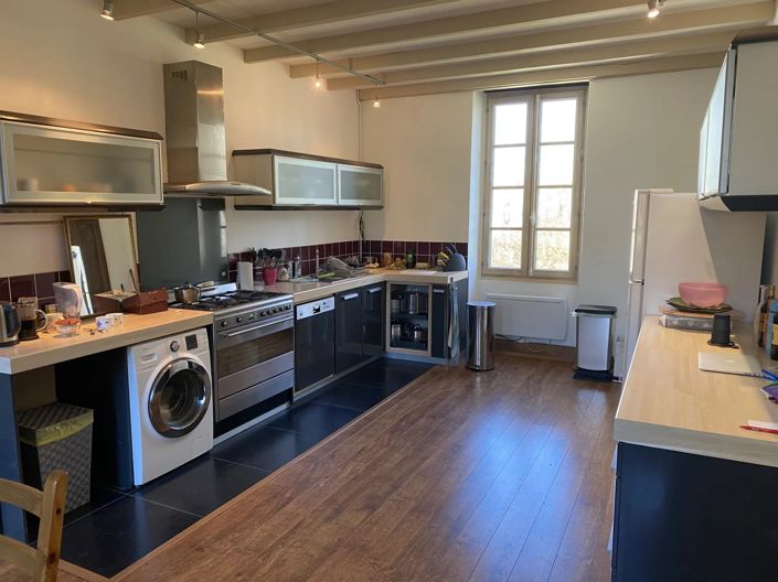 Image No.5-Maison de 5 chambres à vendre à Barbezieux-Saint-Hilaire