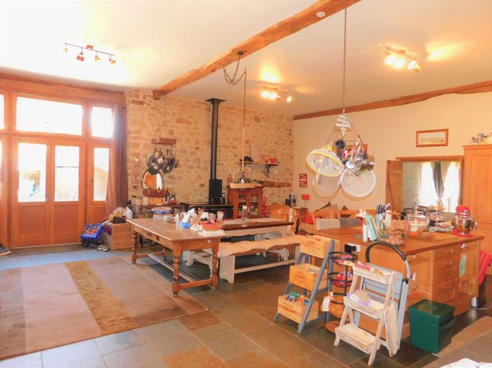 Image No.5-Maison de 7 chambres à vendre à Ladignac-le-Long