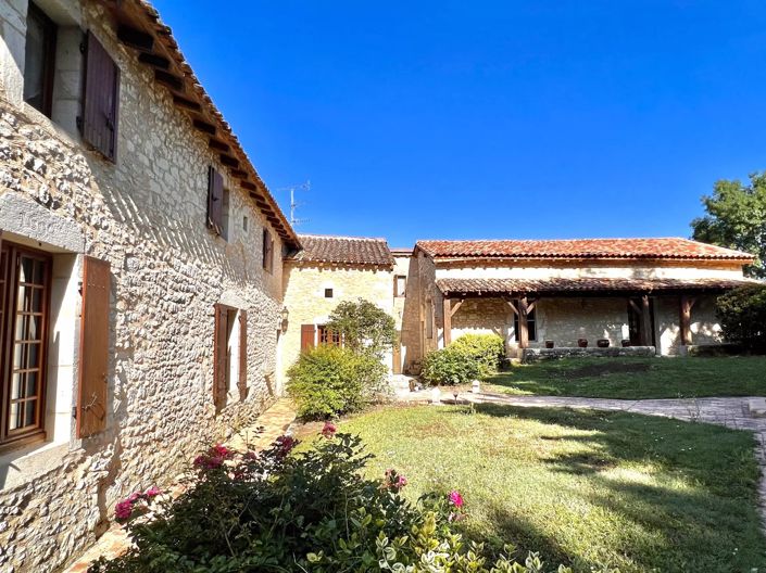 Image No.14-11 Bed House for sale