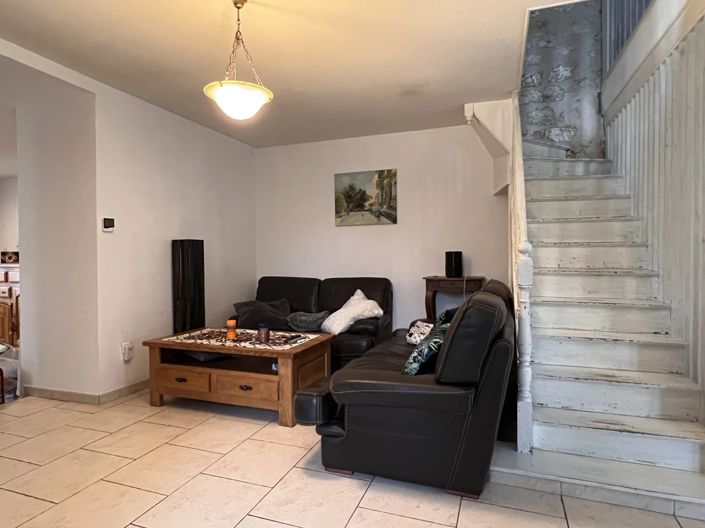 Image No.6-3 Bed House for sale