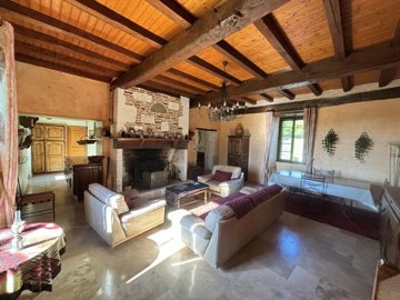 c55597fc5642e41daa38ccce8a3b5f6eea12ebedcc192