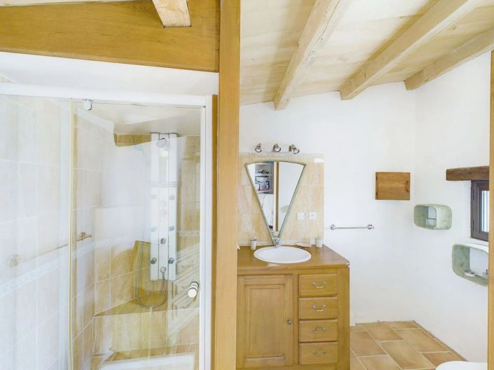 Image No.9-4 Bed House for sale