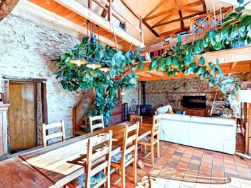 5976bad9d8c9db23434a0df4c88203b30f8d0b8a7c200