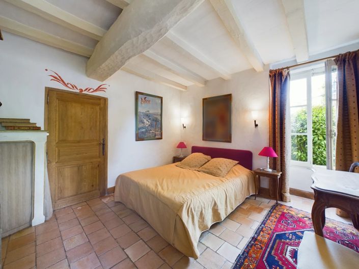 Image No.10-9 Bed House for sale