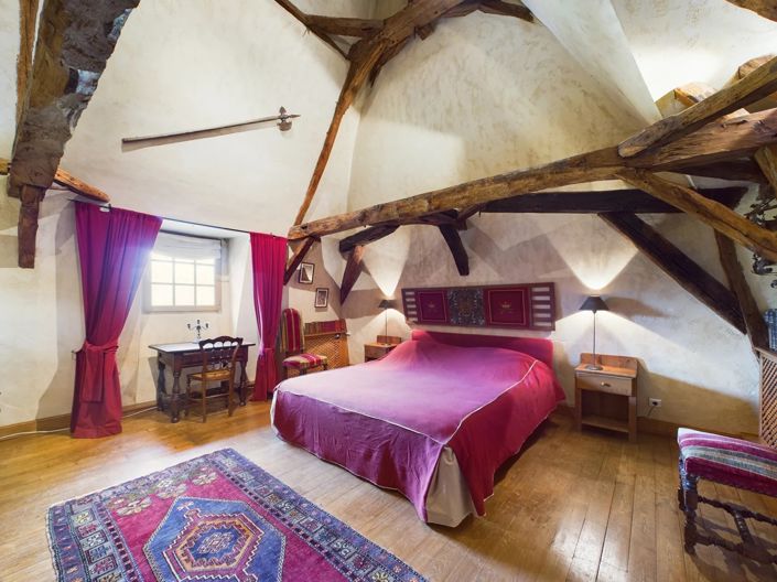 Image No.14-9 Bed House for sale