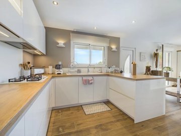 12eb3513ec8985ba37c580f8f9f279e853aa029d8e200