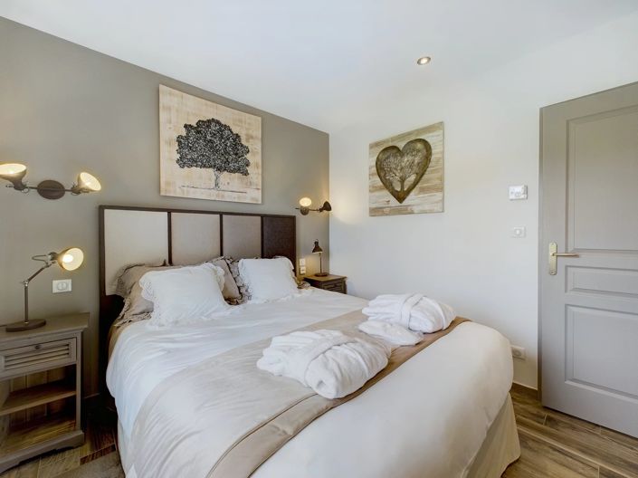 Image No.9-3 Bed House for sale