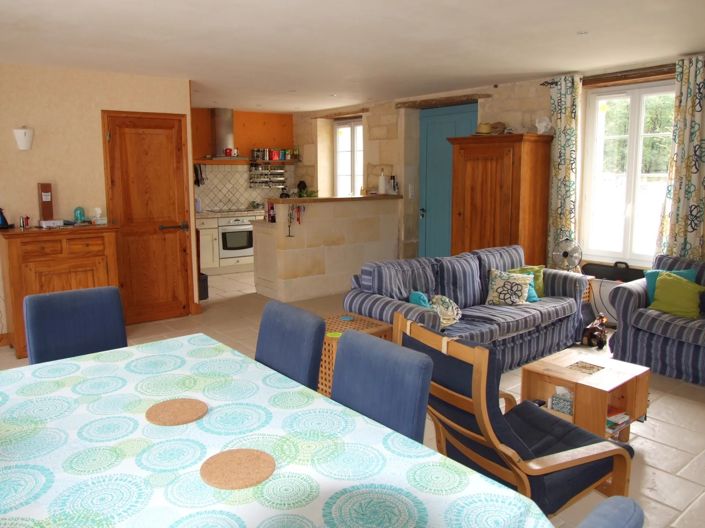 Image No.6-5 Bed House for sale