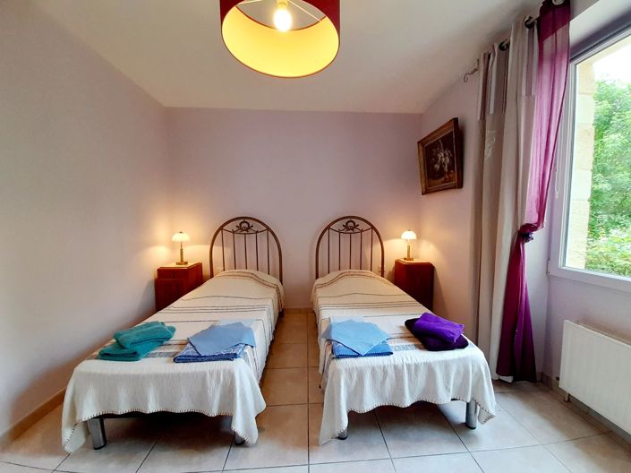 Image No.7-5 Bed House for sale