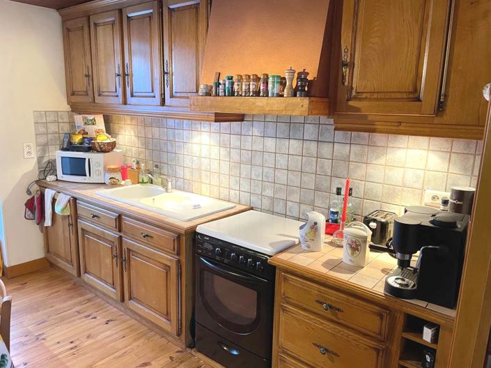 Image No.5-9 Bed Village House for sale