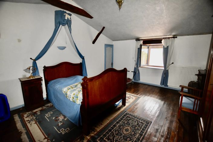 Image No.9-Maison de village de 7 chambres à vendre à Villefagnan