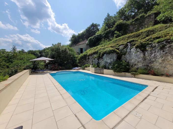 Image No.13-5 Bed House for sale