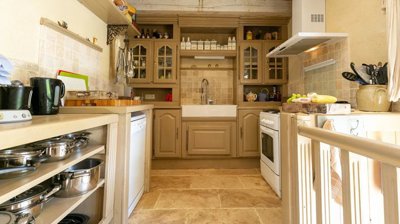 cb49a071bf3a71a10746858df2025d41887bdd909c192