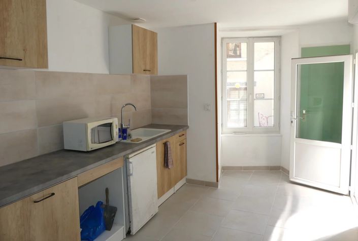 Image No.3-Maison de 3 chambres à vendre à Chef-Boutonne