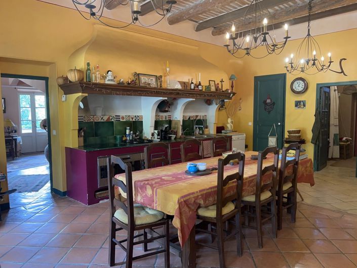 Image No.14-Maison de 9 chambres à vendre à Lourmarin