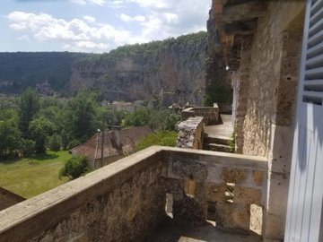 231bd1a03de56c790c8677184e8d8290f0ba76400e192