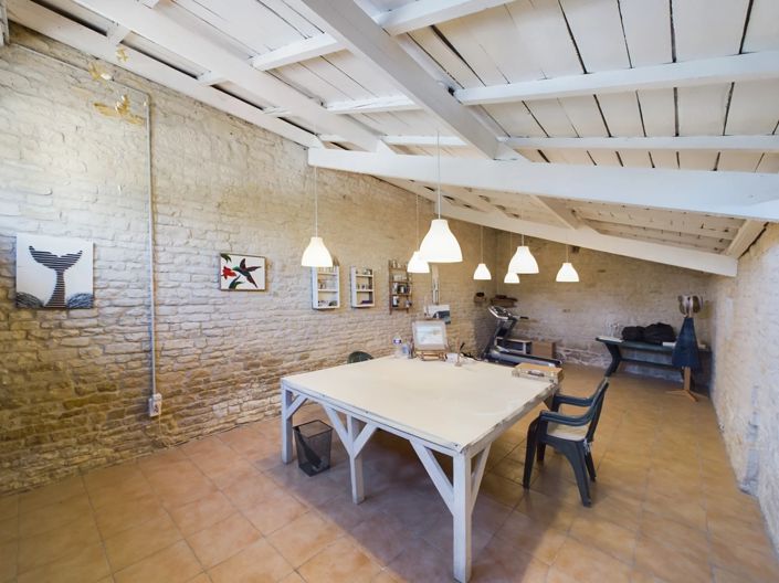 Image No.15-Maison de village de 4 chambres à vendre à Paizay-le-Chapt