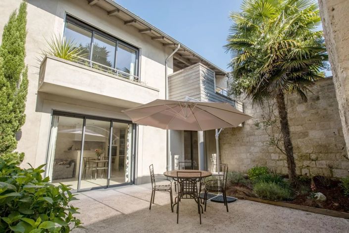 Image No.11-6 Bed House for sale