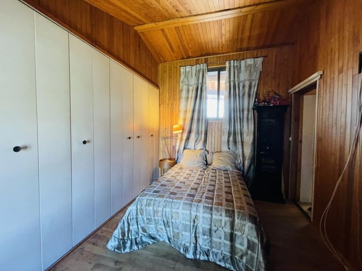 Image No.9-3 Bed House for sale