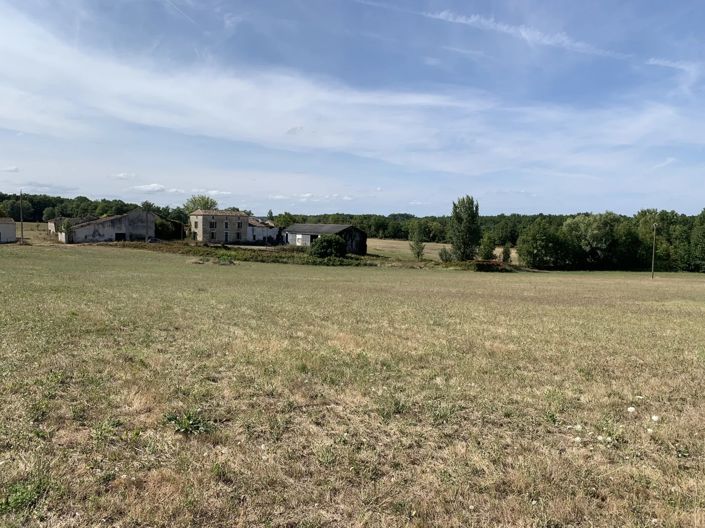 Image No.10-2 Bed House for sale