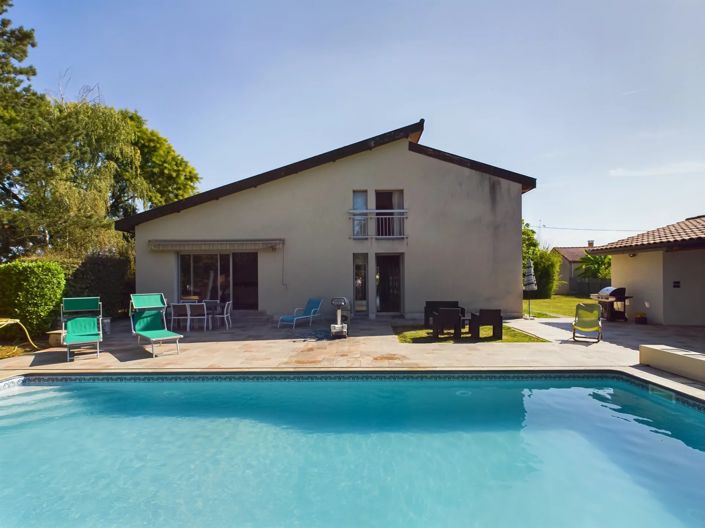 Image No.5-Maison de village de 8 chambres à vendre à Laroque-Timbaut