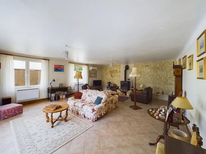 Image No.3-Maison de village de 4 chambres à vendre à Néré